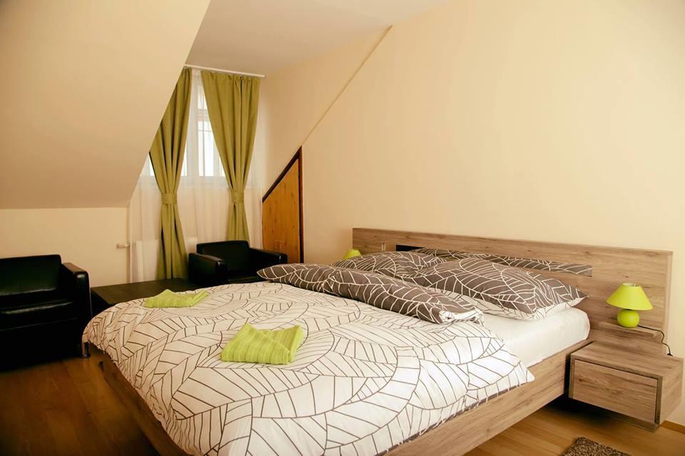 Bed and Breakfast Bartok Ter Panzio Еґер Екстер'єр фото