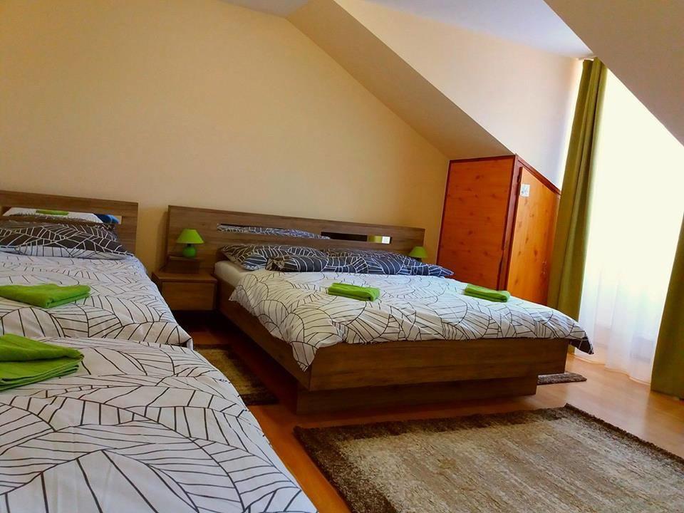 Bed and Breakfast Bartok Ter Panzio Еґер Екстер'єр фото