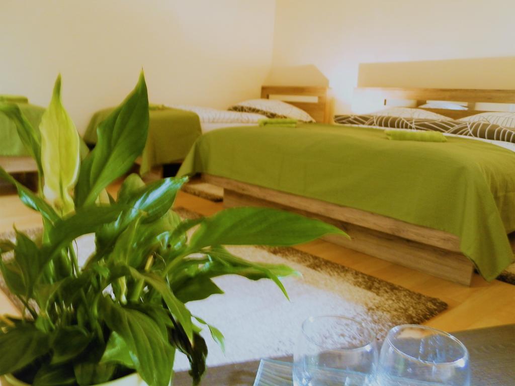 Bed and Breakfast Bartok Ter Panzio Еґер Екстер'єр фото