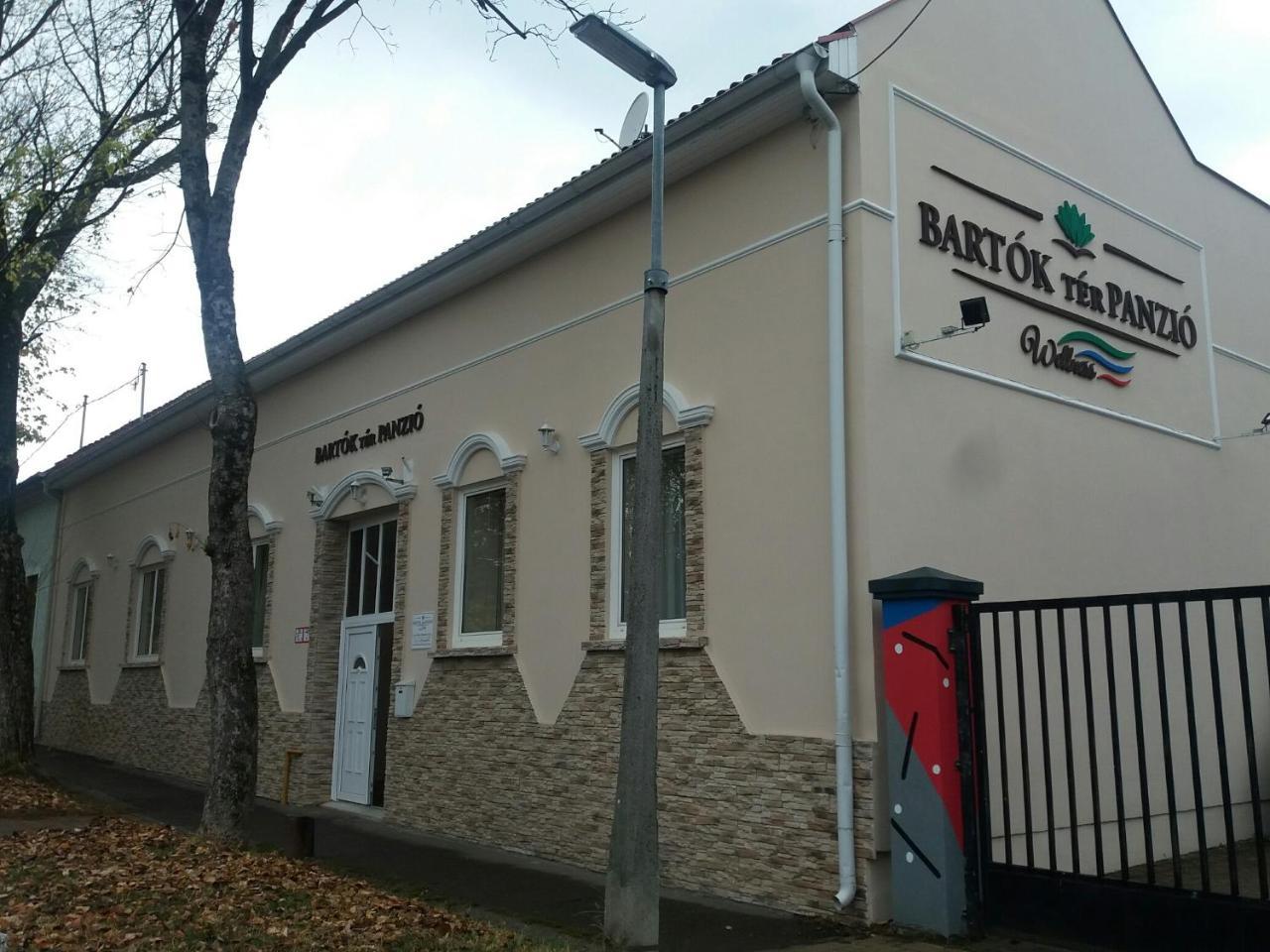 Bed and Breakfast Bartok Ter Panzio Еґер Екстер'єр фото